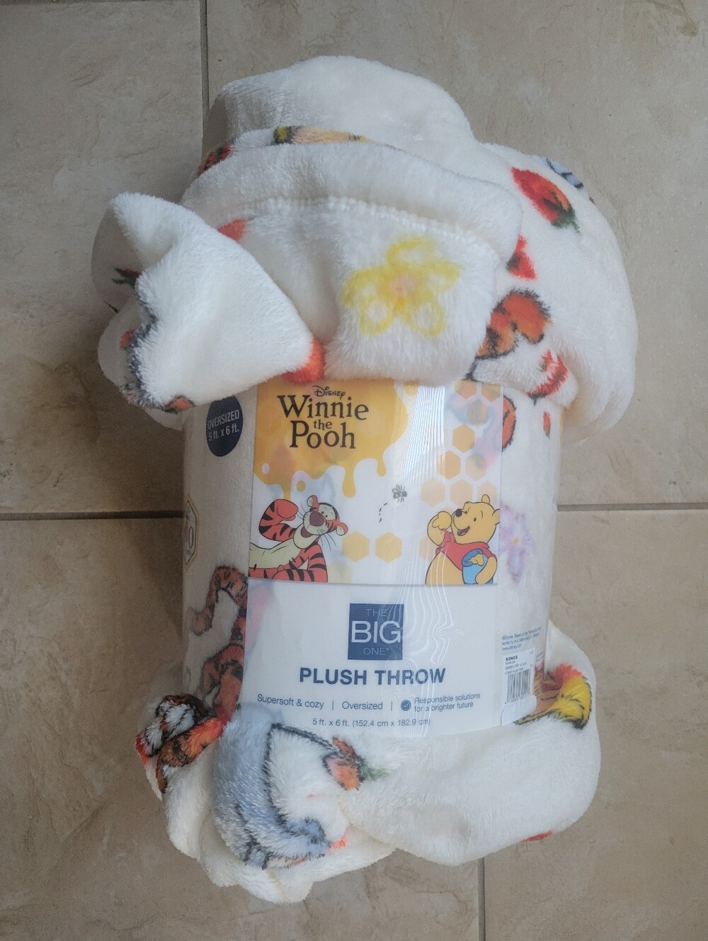 The Big One Winnie The Pooh Berries And Friends Blanket-New